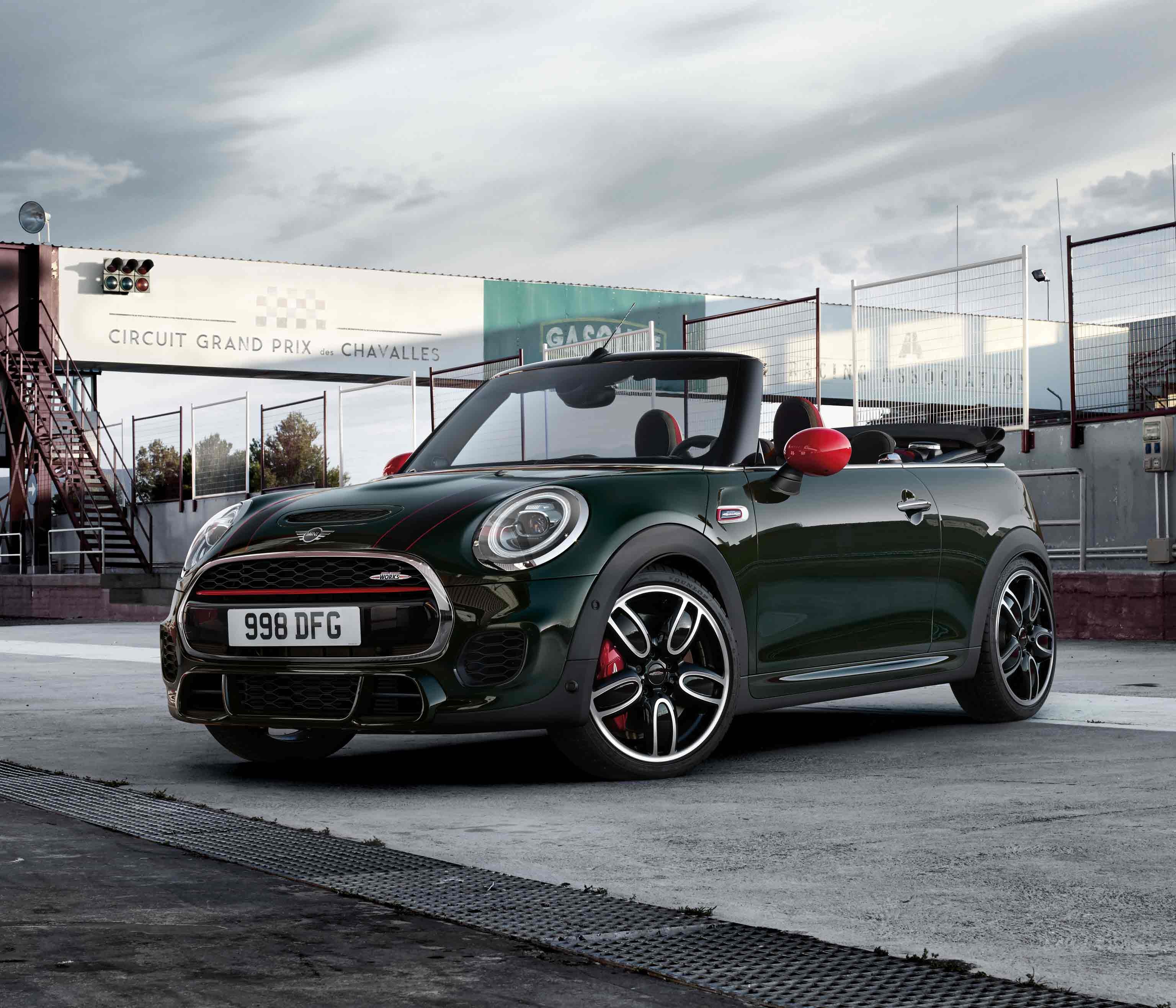 MINI JOHN COOPER WORKS CONVERTIBLE